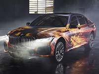 BMW Pop-Up Store zeigt in Brasilien BMW 7er Hybrid als Artcar von Gabriel Wickbold