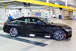 7-forum.com Jahrestreffen 2016, Besichtigung im BMW Werk Dingolfing: dieser 7er ist fertig und muss sich nur noch einer Prüfung unterziehen.