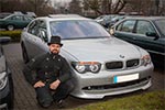 Rhein-Ruhr-Stammtisch im Januar 2017, Forums-Schornsteinfeger Alain ('Alien') vor seinem BMW 745i (E65)