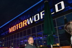 7-forum.com Jahrestreffen 2017 am Freitagabend - vor der Motorworld Region Stuttgart, mit Sebastian ('Baschti')