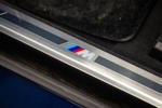 BMW i7 M70 xDrive (G70) von Christian ('Christian'), Einstiegsleiste mit beleuchtetem M Logo