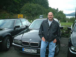 Gnter Gnge mit seinem BMW 735i (E38)