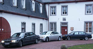 von links: der BMW L7 von Martin Lemke, der BMW 735i von Heiner Kirchner und der BMW 750iL von Christian Schütt