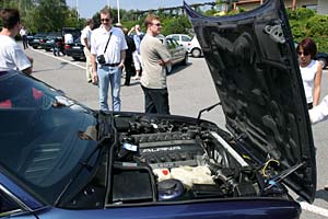 Motorraum des BMW Alpina B12 5.0 von Rainer Witt