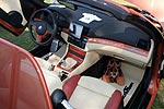 BMW 3er Cabrio (E46) mit farblich passenden Schuhen