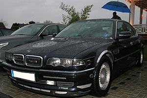 auffllig getunter BMW 740i (E38)