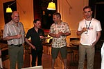 Geburtstagsrund am Abend: Wolfang (�w�lfi�), Michael (�Machti�), Thomas (�Thommi�) und Matthias (�TheTwinS74�)