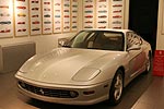 Ferrari 456 M GT aus dem Jahr 1996, V12-Zylinder, 5.474 cccm, 442 PS bei 6.200 U/Min.
