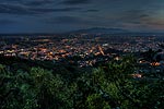nchtlicher Blick auf Montecatini Terme und Umgebung