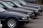 BMW 7er-Reihe auf dem Stammtisch-Parkplatz