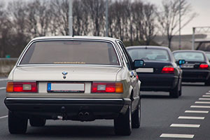 BMW 7er Konvoi auf dem Weg nach Veenendaal, vorne der BMW 732i (E23) von Peter (TurboPeter)