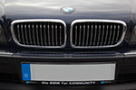 7-forum.com Kennzeichenhalter an einem BMW 7er der Modellreihe E38