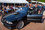 Peter ('peter-express') mit seinem BMW 750iA bei der Pokalübergabe