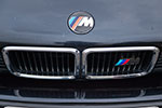 BMW 730i (V8), Modell E32, geänderte Niere, BMW M Logo statt BMW Logo und M-Schriftzug im Kühlergrill 