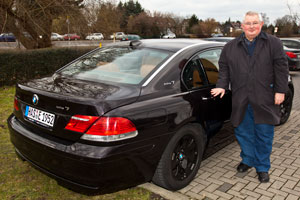 Günter ('Geius') mit seinem selbst individualisierten BMW 730d (E65 LCI)