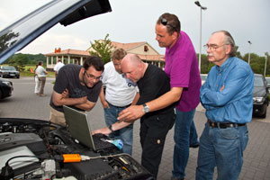 Fehlerauslesen beim BMW 740i (E38) von Stefan ('Jippie'), der wieder mal über einen absterbenden Motor klagte