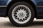 saubere orig. BMW-Felge auf dem BMW 730i (E32) von Ralf ('asc-730i')