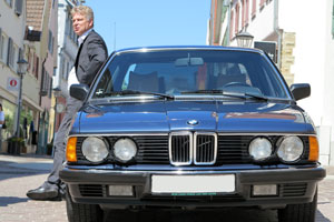 Bürgermeister Jürgen Kessing wurde vom Rathaus im BMW 745i (E23) von Matthias ('Telekom-iker') abgeholt