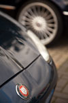 modernes Jaguar Symbol auf der Motorhaube des Jaguar XKR