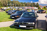 BMW 7er-Parken am Goitzschesee beim Restaurant trattoria al faro: vorne der BMW 750i (E38) von Roland ('roland1')
