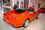 Ferrari Superamerica (2005) (Cabrio mit drehbarem Dach!) im Museum in Maranello