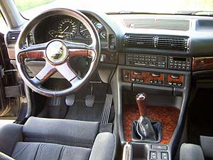 Cockpit des BMW 735i von Herfried