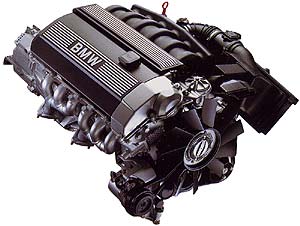 BMW 6-Zylinder Reihenmotor im BMW 7er, Modell E38
