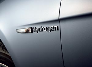 Hydrogen-Schriftzug am BMW Hydrogen 7