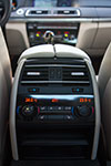 BMW ActiveHybrid 7, 4-Zonen-Klimaanlage mit separater Bedienung im Fond serienmäßig