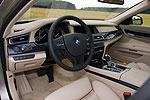 Blick in den Innenraum des BMW 750Li (F02)