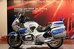 BMW Polizei-Motorrad auf der IAA 2005