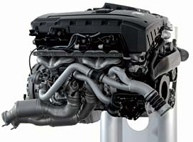BMW Reihensechszylinder-Otto-Motor mit Twin Turbo und High Precision Injection