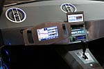 Futuristisches Cockpit von Alpine in einem 3er-BMW, Essen Motor Show 2006