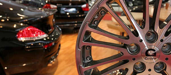 G-Power stellt sein neues 20-Speichen-Leichtmetallrad Silverstone I in Essen vor