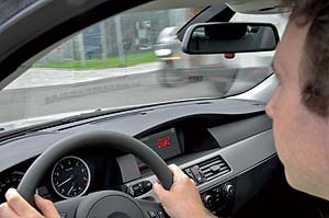BMW Group, Fahrerassistenzsysteme, Fahrzeug-Fahrzeug-Kommunikation
