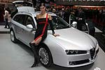 Cars & Girls: Alfa-Messestand auf dem Genfer Salon 2006