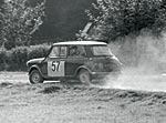 Mkinen/Easter gewinnen die Rallye Mnchen-Wien-Budapest 1966 auf Mini Cooper S