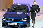 Tuning-Queen Katharina Kuhlmann prsentierte den VW Golf RaVe 270
