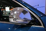 verchromter Außenspiegel mit integriertem Blinker im VW Golf RaVe 270