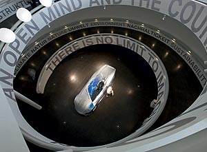 Blick auf H2R Weltrekordfahrzeug im BMW Museum Mnchen