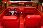 Mustang Cabrio mit roter Innenausstattung