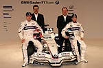 Robert Kubica, Mario Theissen, Willy Rampf und Nick Heidfeld bei der Fahrzeugpr�sentation