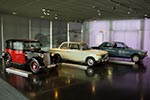 BMW Museum, Eingangsbereich mit dem BMW 303 (1933), BMW 1600 (1966) und dem BMW 318 (1975)