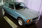 BMW 318, Bauzeit: 1975-80, Stückzahl: 93.209, 4-Zyl.-Reihenmotor, Hubraum: 1.766 ccm, 72 kW / 98 PS bei 5.800 U/Min., vmax: 165 km/h