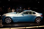 Mit einer Kombination aus Präsenz, Dynamik und skulpturhafter Gestaltung interpretiert der BMW Z9 GT klassische BMW Designelemente neu.