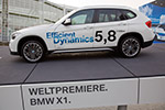 Weltpremiere auf der IAA: der BMW X1, hier auf dem Freigelände Agora der IAA 2009
