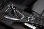 BMW 335i Cabrio Performance, Mittelkonsole mit Holz in Carbon Look