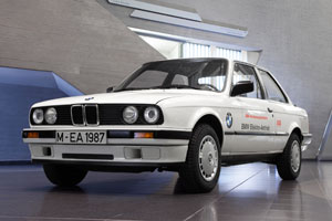 BMW 325iX Elektro