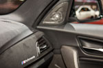 BMW 125i (F20) mit BMW M Performance Schriftzug im Innenraum