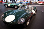 Jaguar D Type aus den Jahren 1955-57, 6-Zylinder, 3.442 ccm, 270 PS, Sieger: u. a. 12 Std.-Rennen Sebring 1955, 3x 24 Std.-Rennen von Le Mans, Fahrer: u. a. Mike Hawthorn